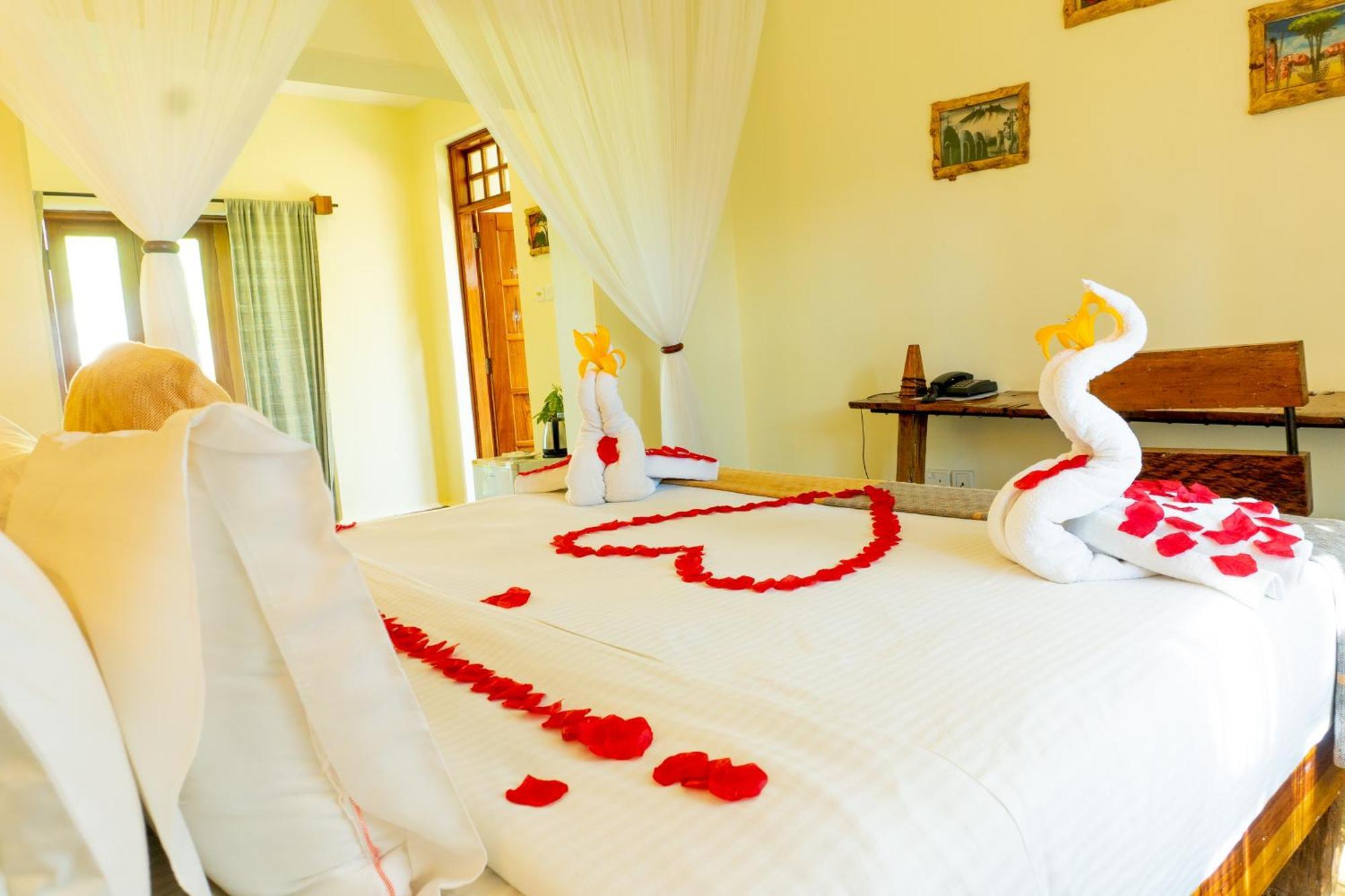 Weru Weru River Lodge モシ エクステリア 写真