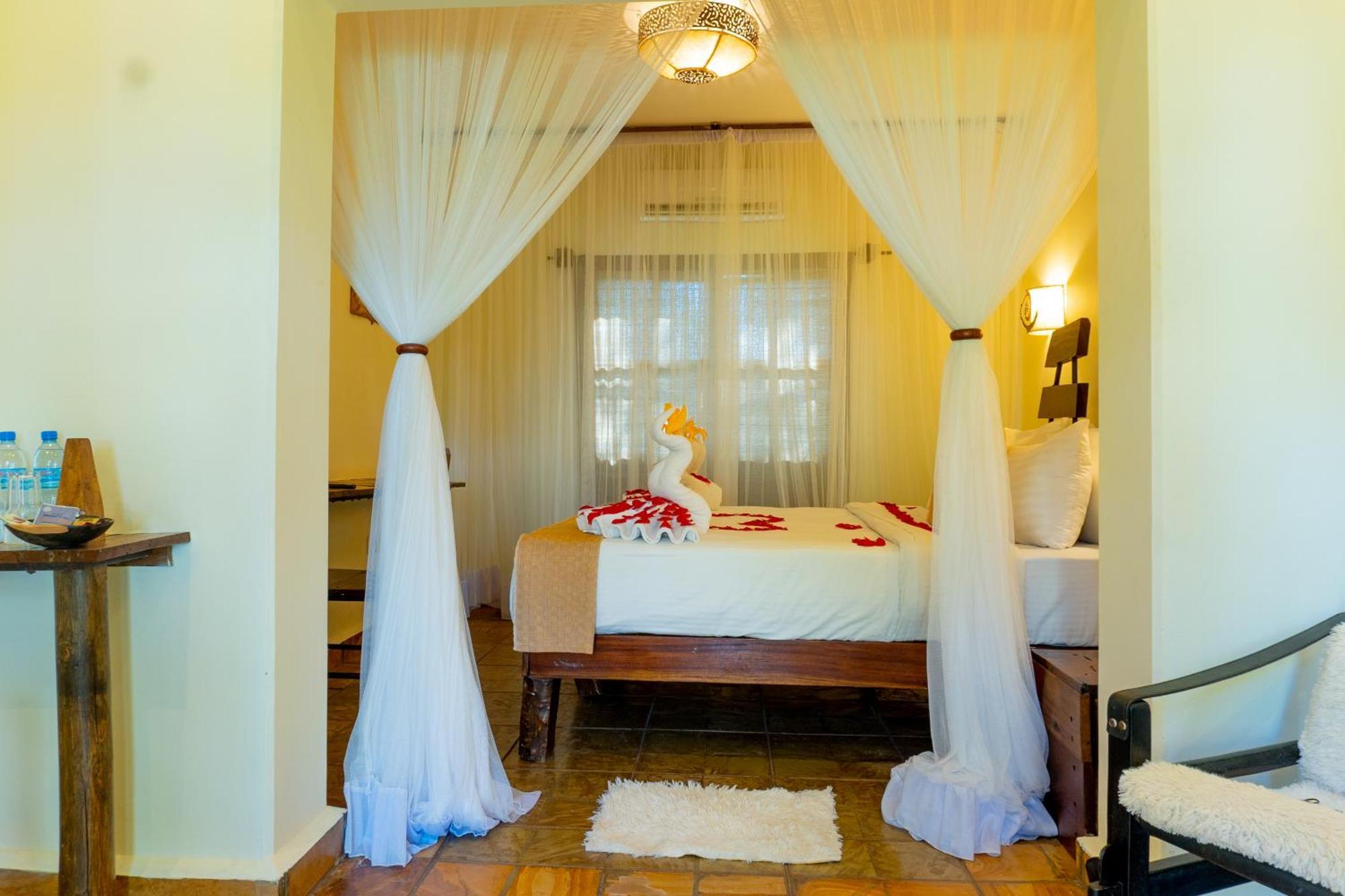 Weru Weru River Lodge モシ エクステリア 写真